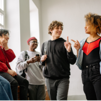 conversation exo langage corporel observer le corps dans une conversation